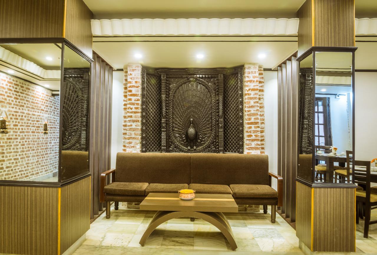 Harati Manor Inn Kathmandu Exterior foto